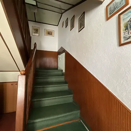 Villaraspa 25 Gæstehus